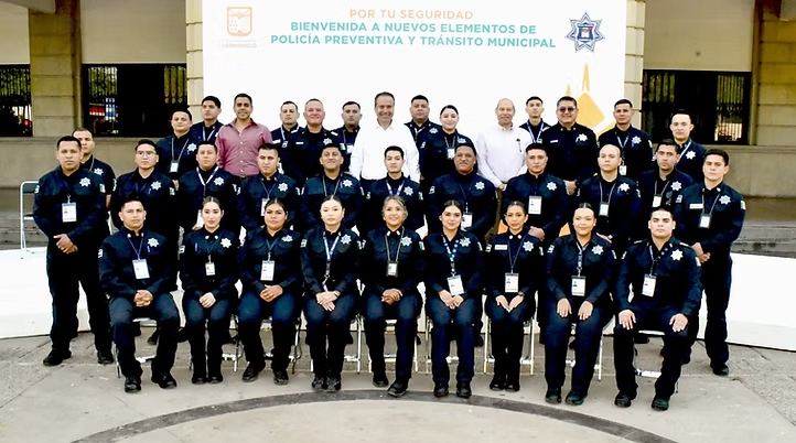 Fortalece Toño Astiazarán seguridad y vigilancia en la ciudad con nuevos policías municipales