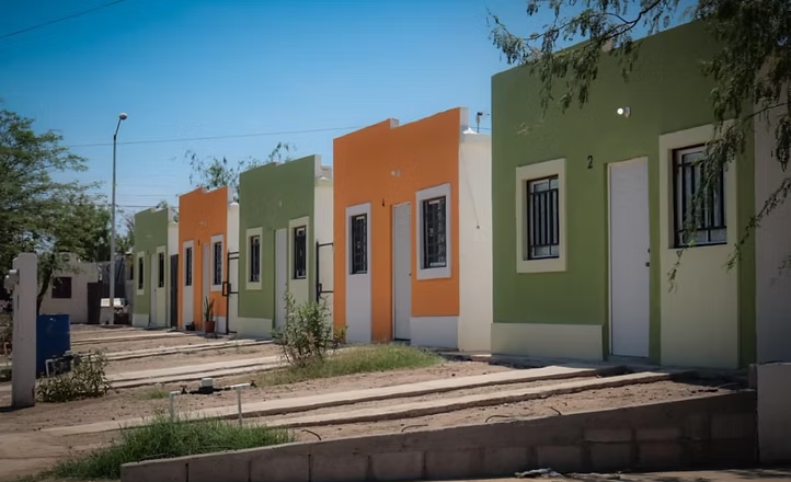 Consolida Gobierno de Sonora vivienda accesible para familias empalmenses