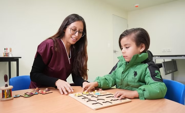 Fortalece Gobierno de Sonora atención al neurodesarrollo con terapias especializadas en el estado