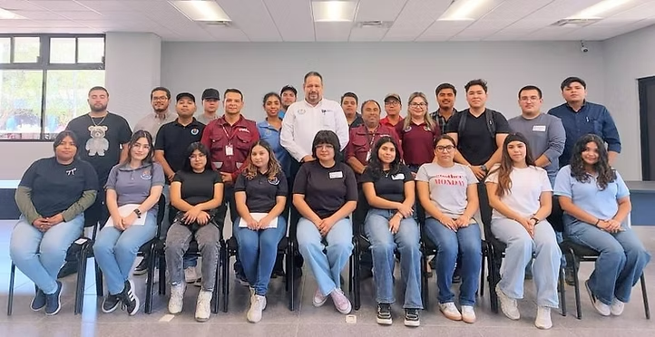 Capacita Gobierno de Sonora a universitarios que participan en el Programa Nacional AlfabetizaTEC: ISEA