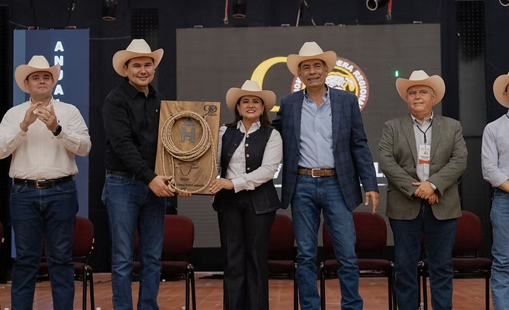 Gobierno de Sonora acompaña al sector ganadero en la octogésima sexta Asamblea de la Unión Regional Ganadera