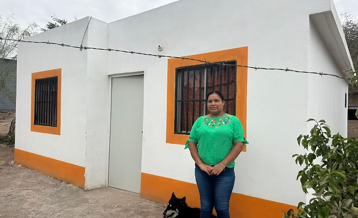 Transforma Gobierno de Sonora la vida de familias en Etchojoa con entrega de viviendas y pies de casa