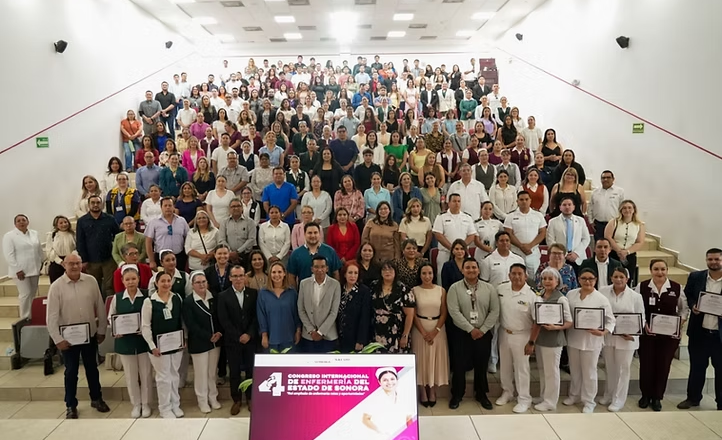 Reconocen labor de personal de enfermería durante Congreso Internacional de Enfermería en UVM