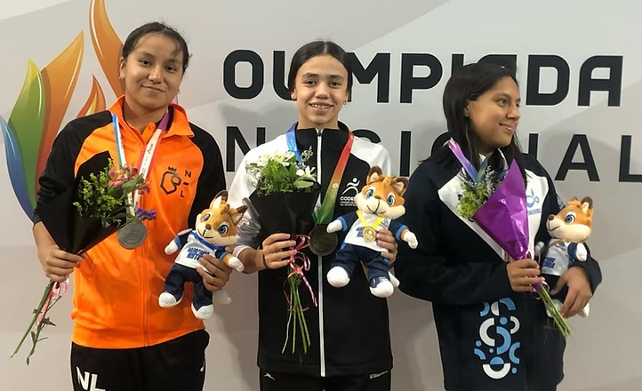 Natación sonorense inicia con par de medallas en la Olimpiada Nacional