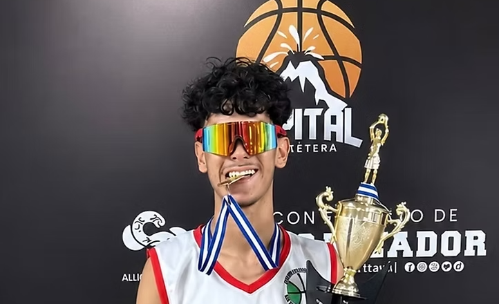 Alumno de Cobach Sonora triunfa en torneo internacional de basquetbol realizado en El Salvador
