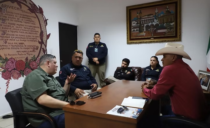 Suman esfuerzos autoridades para el control de incendio forestal en Arivechi