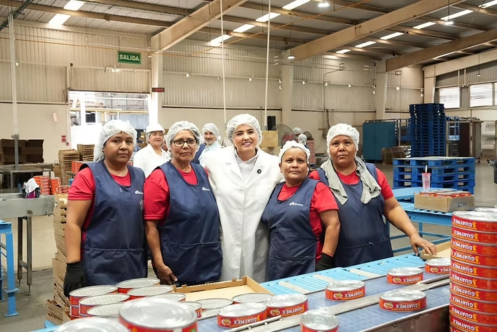 Gobierno de Sonora impulsa liderazgo pesquero con la industria sardinera