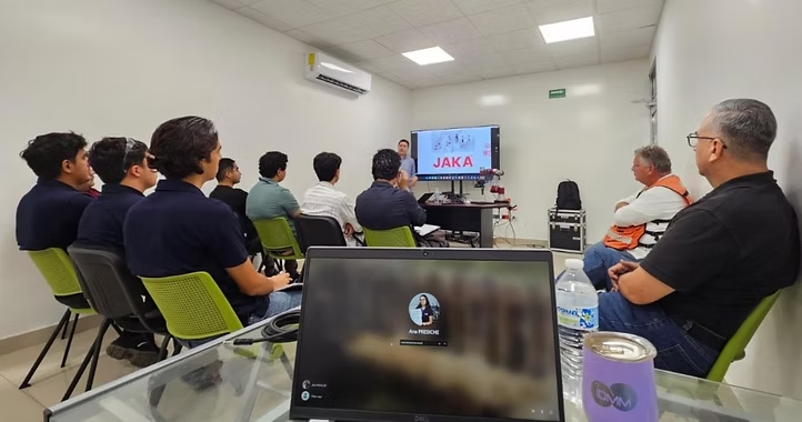 Gobierno de Sonora impulsa capacitación de futuros profesionistas para liderar áreas tecnológicas: Itesca