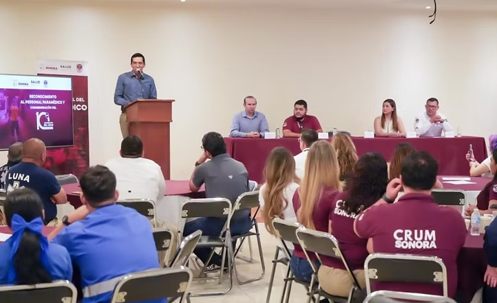 Reconoce Salud Sonora la labor de los paramédicos y celebra 10 años del CRUM