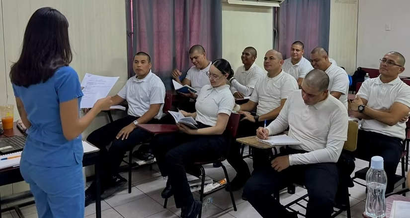 Fortalecen formación de cadetes con capacitación en Protección y Bienestar Animal