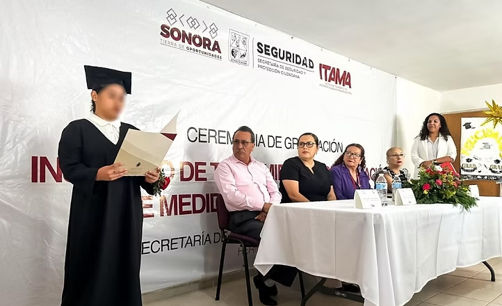 Obtienen certificado de estudios jóvenes que cumplen una medida de internamiento en ITAMA