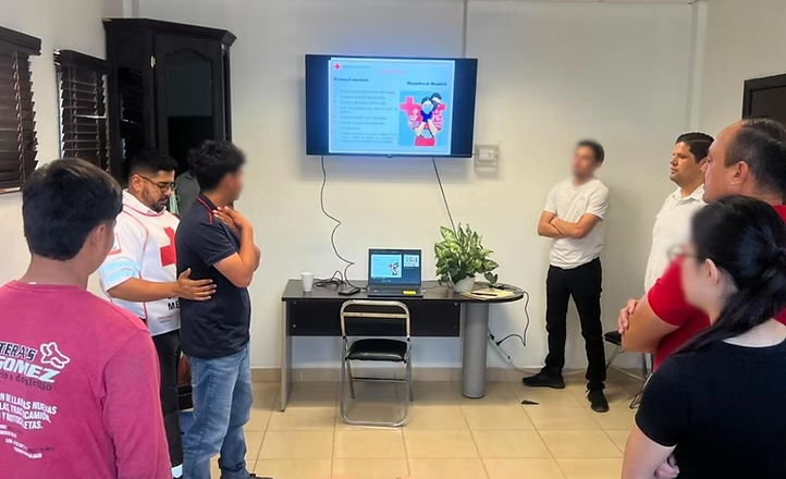 Jóvenes de ITAMA reciben capacitación en primeros auxilios por parte de Cruz Roja
