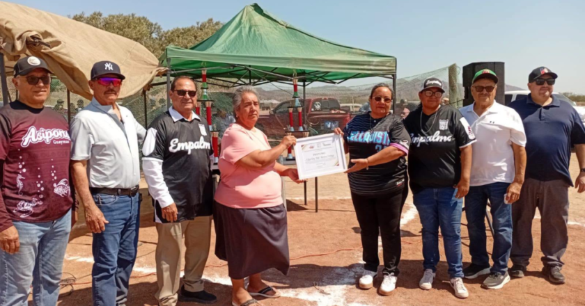 Inaugura Gobierno de Empalme la Liga Interbarrial de Béisbol «Eloy ‘Balo’ Ramírez»