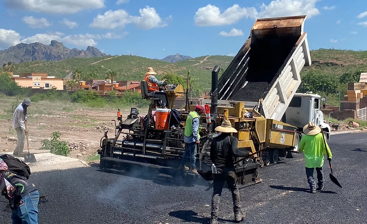 Registra 80 por ciento de avance pavimentación de la avenida Los Yaquis en San Carlos