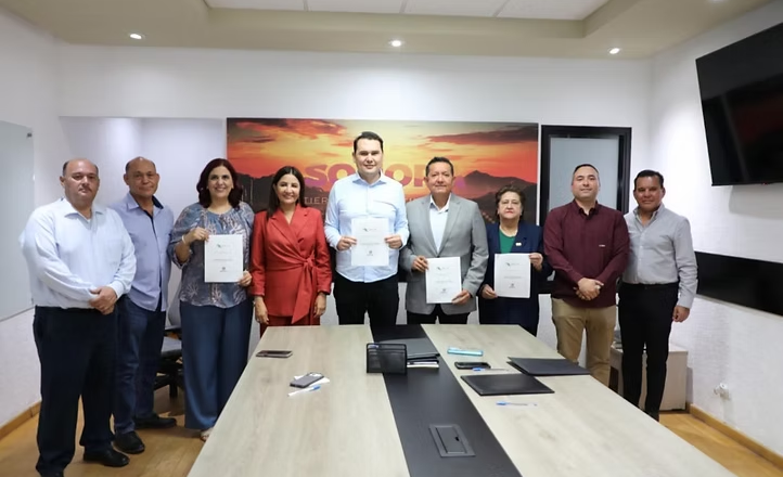 Gobierno de Sonora beneficia a trabajadores de Cecyte con la firma del Convenio de Revisión Salarial