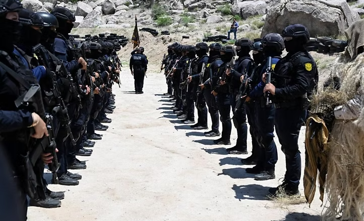 Fortalece SSPC Sonora profesionalización de Fuerzas Especiales con demostración operativa y ceremonia académica
