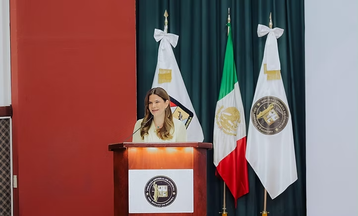 Impulsa Patty Ruibal capacitación para atender situaciones de crisis