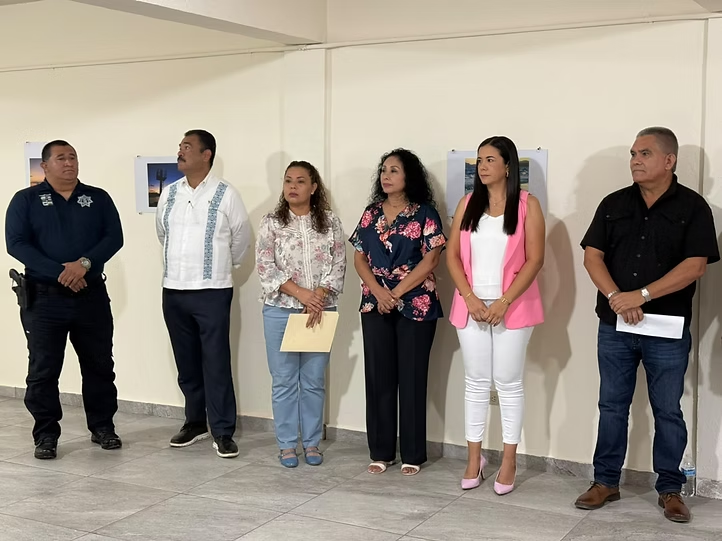 Inauguran exposición fotográfica “Miradas del Desierto y el Mar”, de la empalmense Tania de la Cruz