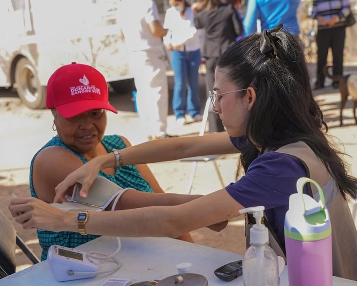 Acerca Salud Sonora Clínicas Móviles de Medicina Preventiva a Agua Prieta, Naco y Hermosillo